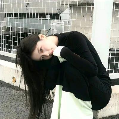 又是努力的一天呢 海报