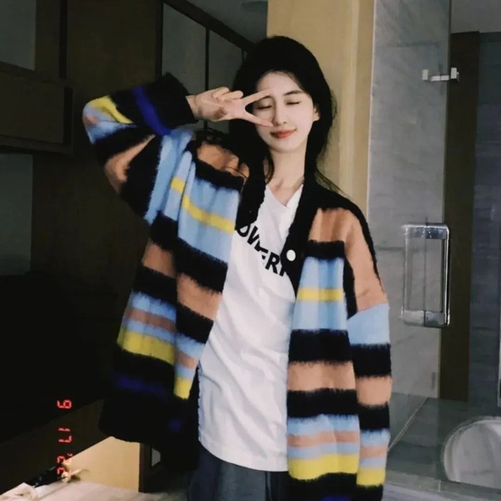 重访特权乐园 海报